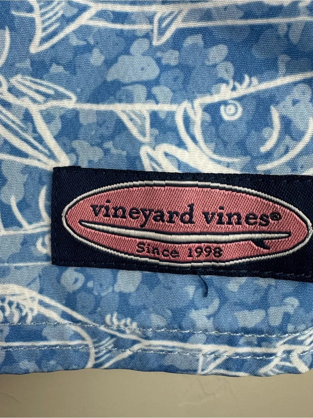 Vineyard Vines Chappy Board Shorts Fish Print Blue Size 30